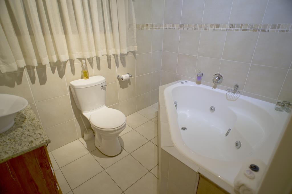 The Willows Guesthouse Bloemfontein Bilik gambar